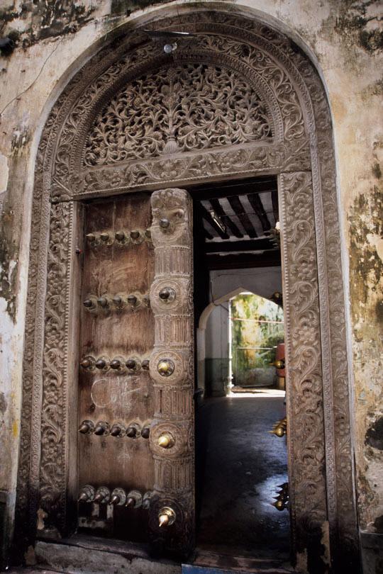 An elaborately carved door indicated the wealth&lt;p&gt; and social position of the owner of the house